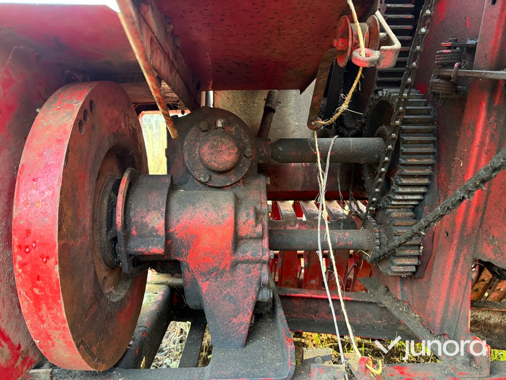 Balpress - Massey-Ferguson MF-14