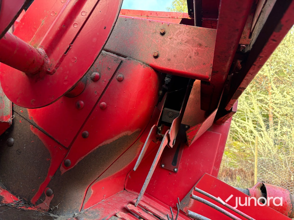 Balpress - Massey-Ferguson MF-14