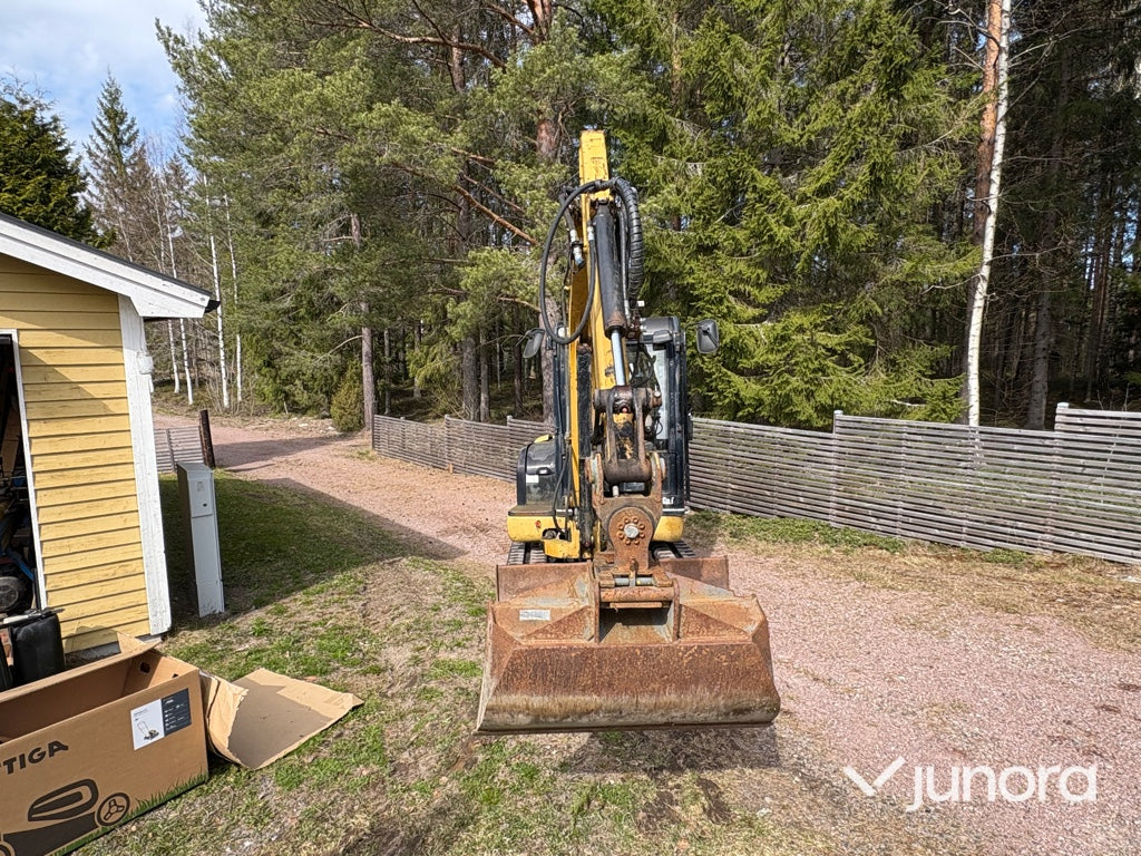 Minigrävare - Caterpillar 302.5 med tillbehör