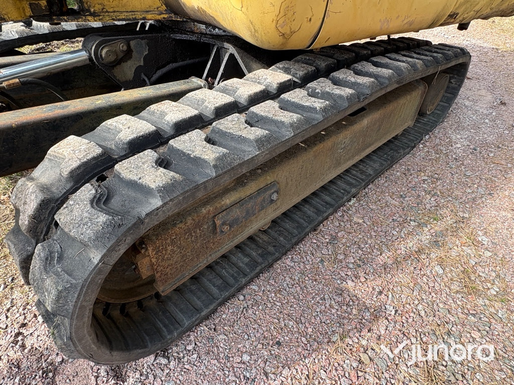 Minigrävare - Caterpillar 302.5 med tillbehör