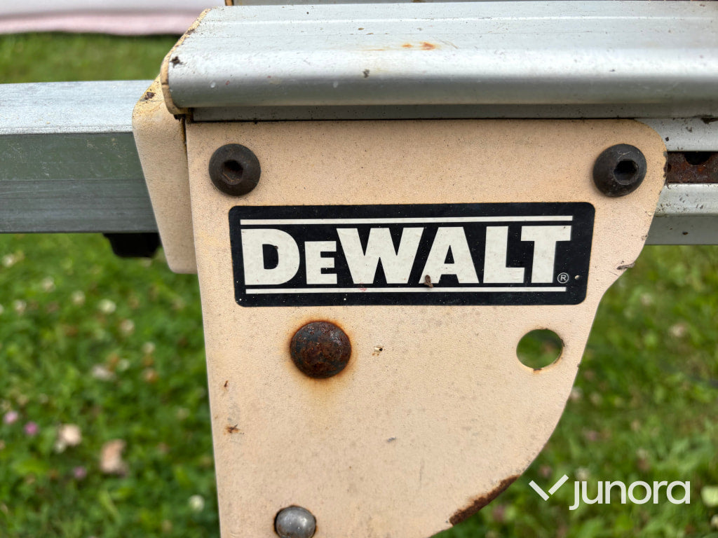DeWalt Kap- och gersåg inkl. sågbord