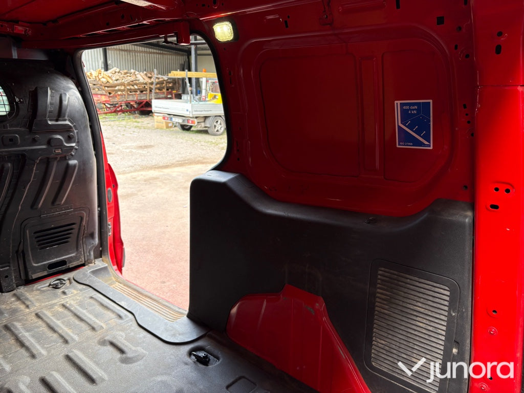 Ford Transit - Connect 2015 | Diesel | AC | Drag