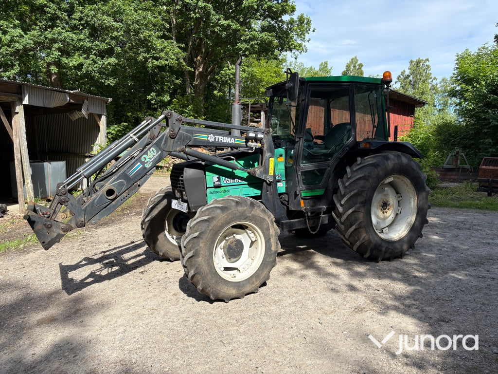 Traktor med lastare - Valmet 665-4, Trima 340