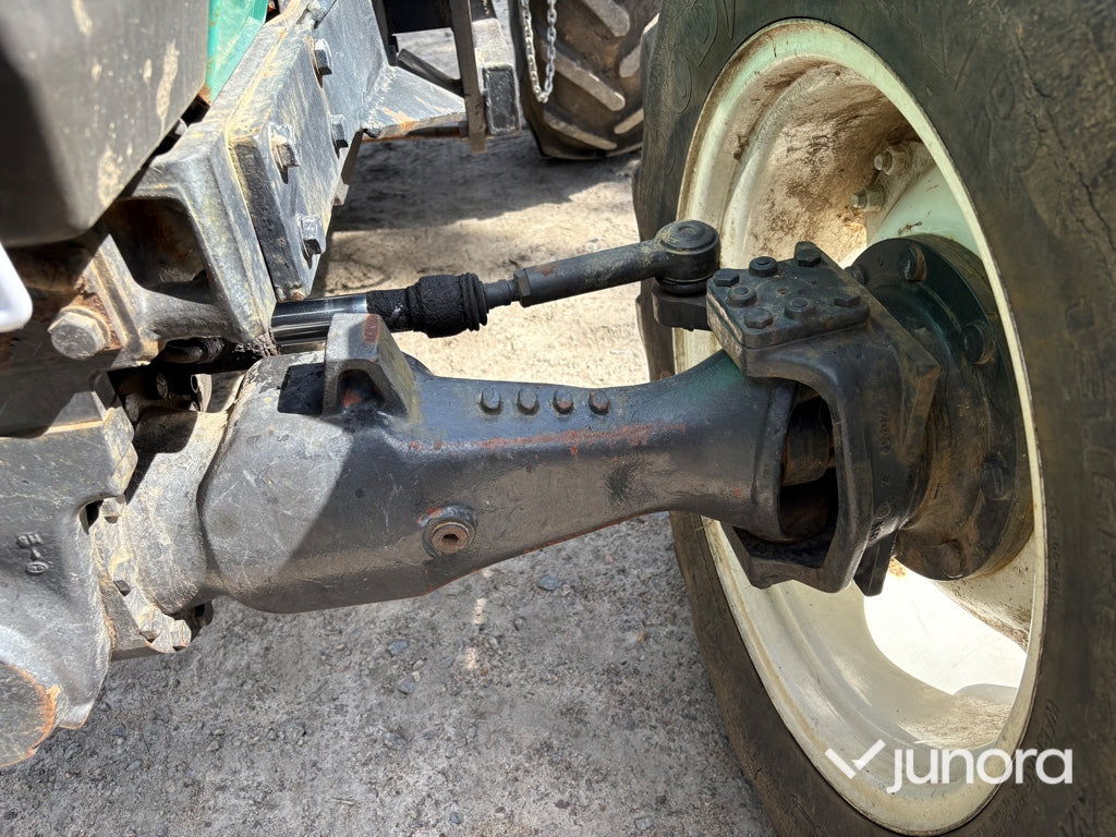 Traktor med lastare - Valmet 665-4, Trima 340