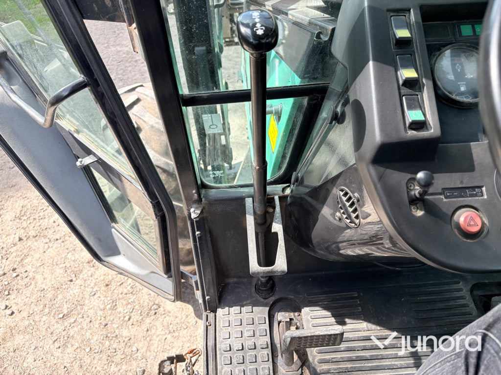 Traktor med lastare - Valmet 665-4, Trima 340