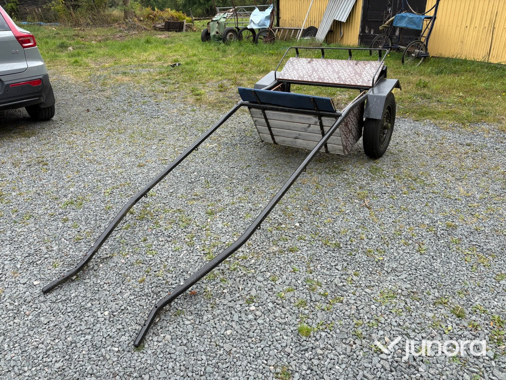Hästvagn 2 sitsig