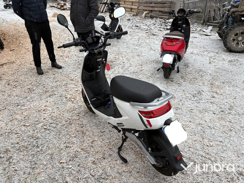 Moped - LVNENG S4-W