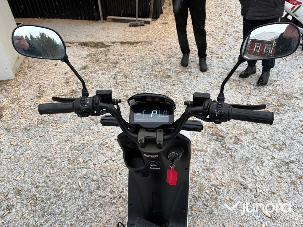 Moped - LVNENG S4-W