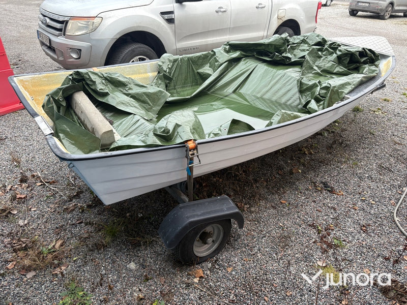 Fiskebåt - 5 meter, med trailer
