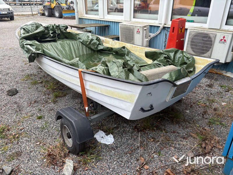 Fiskebåt - 5 meter, med trailer