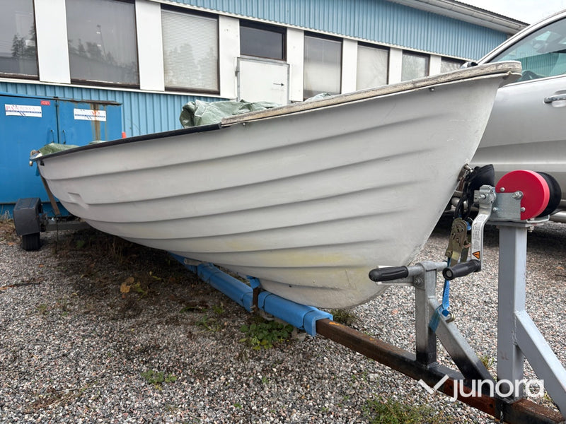 Fiskebåt - 5 meter, med trailer