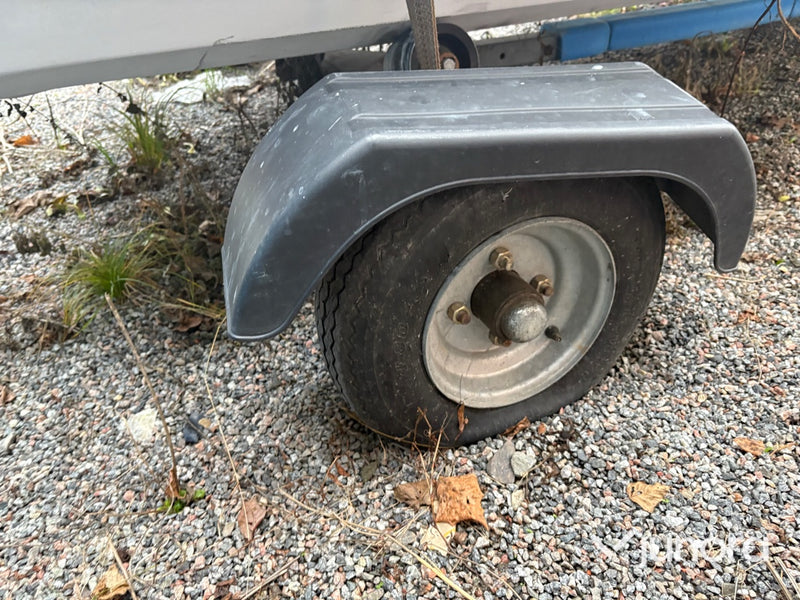 Fiskebåt - 5 meter, med trailer