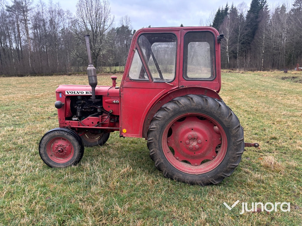 Traktor - Volvo BM, 400 Buster