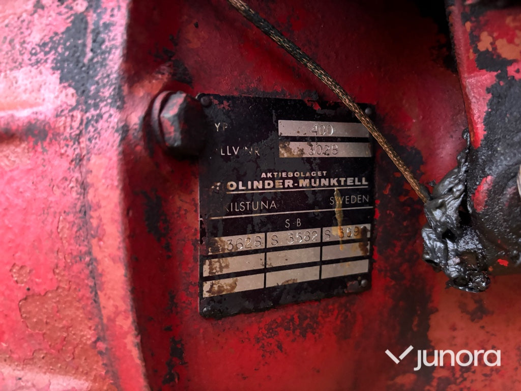 Traktor - Volvo BM, 400 Buster