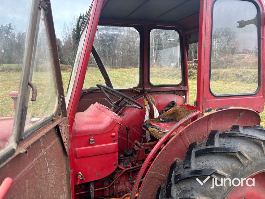 Traktor - Volvo BM, 400 Buster