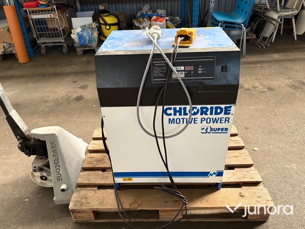 Truckladdare - Chloride Motive Power