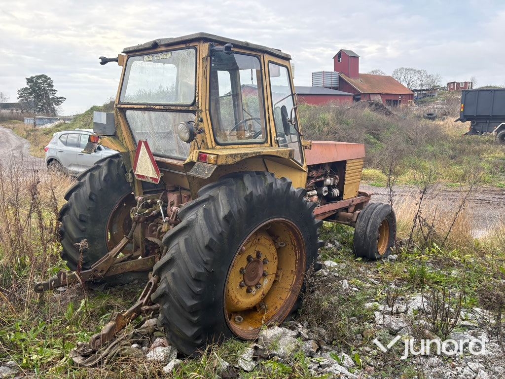 Traktor - Valmet 703