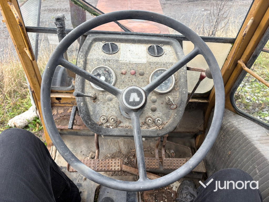 Traktor - Valmet 703
