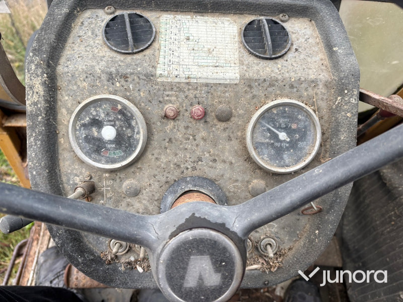 Traktor - Valmet 703