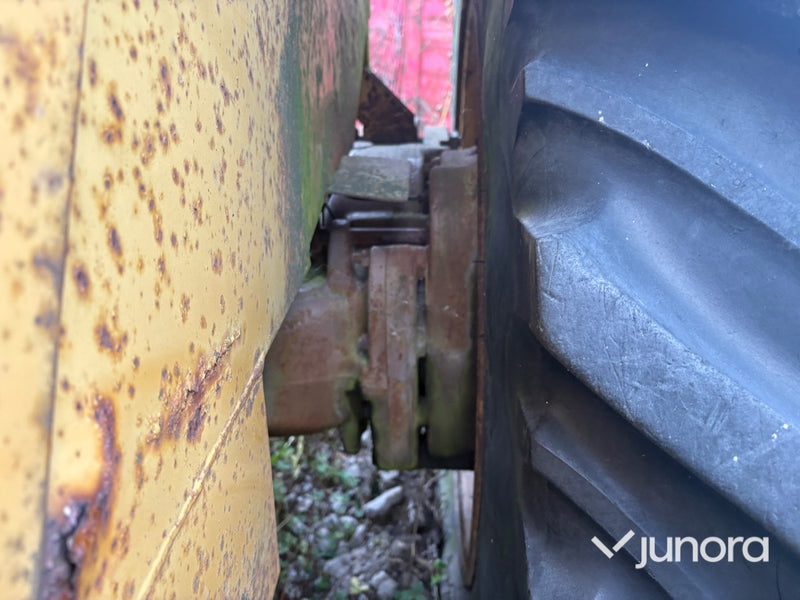 Traktor - Valmet 703