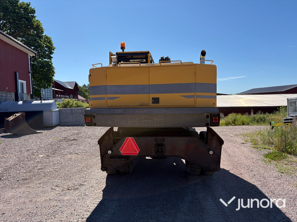 Hjulgrävare - Volvo EW200