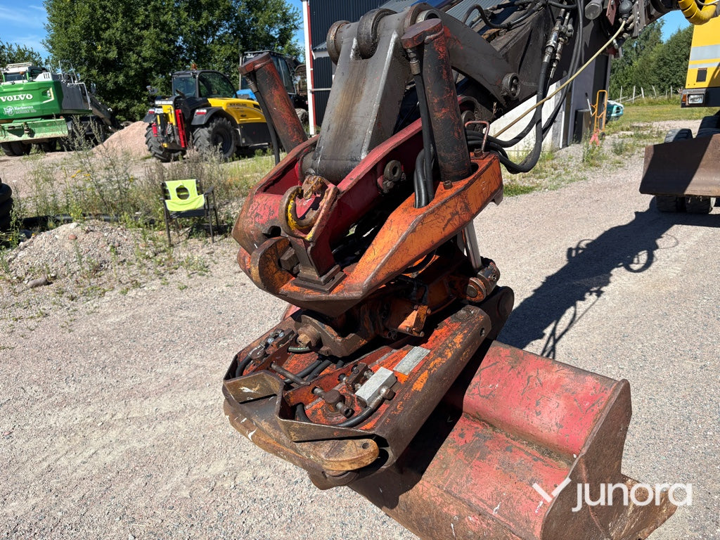 Hjulgrävare - Volvo EW200