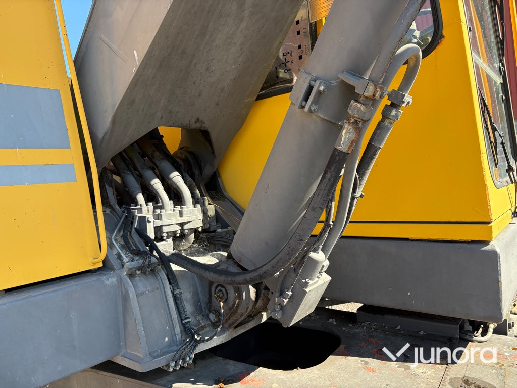 Hjulgrävare - Volvo EW200