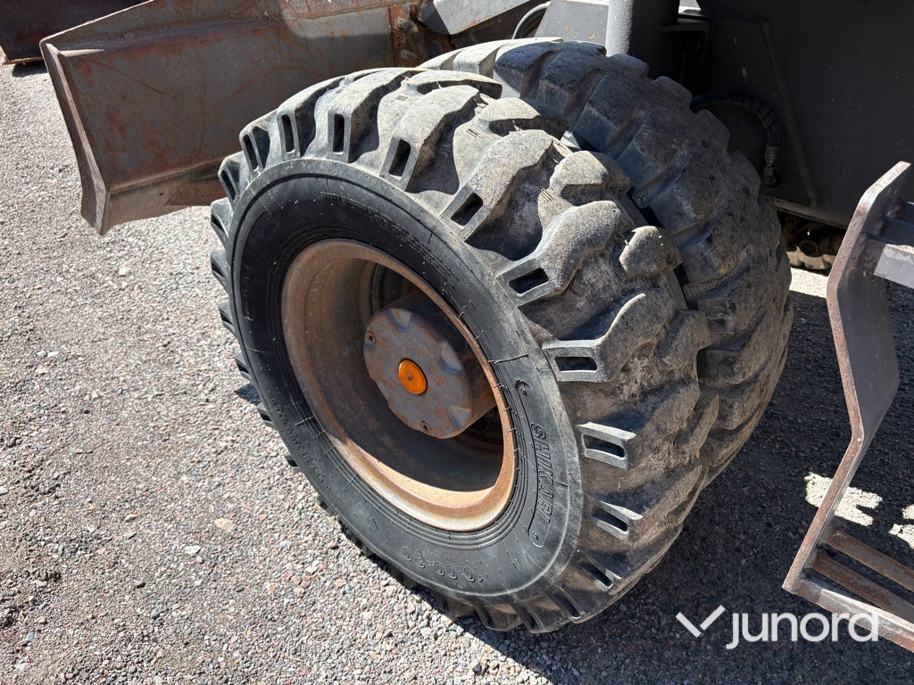Hjulgrävare - Volvo EW200