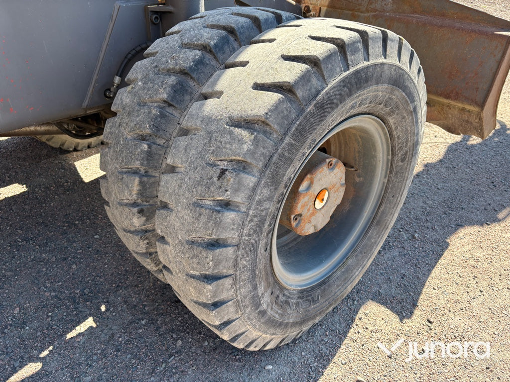 Hjulgrävare - Volvo EW200