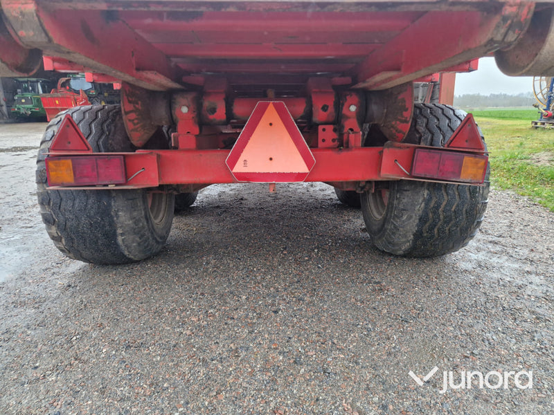 Lastväxlarvagn - Bigab 12-15 Med Flak