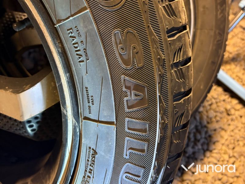 Däck & fälg - Sailun Terramax A/T 275/60 R20