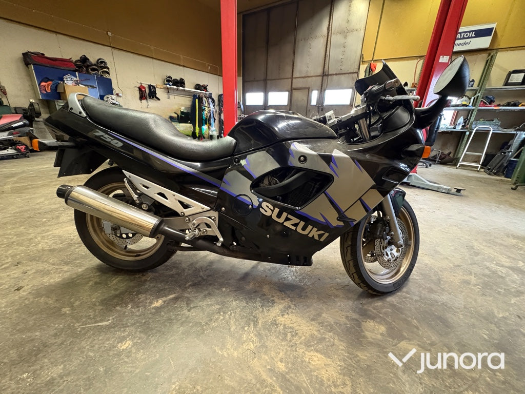 Motorcykel - Suzuki, GSX 750 F
