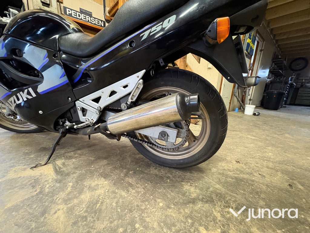 Motorcykel - Suzuki, GSX 750 F