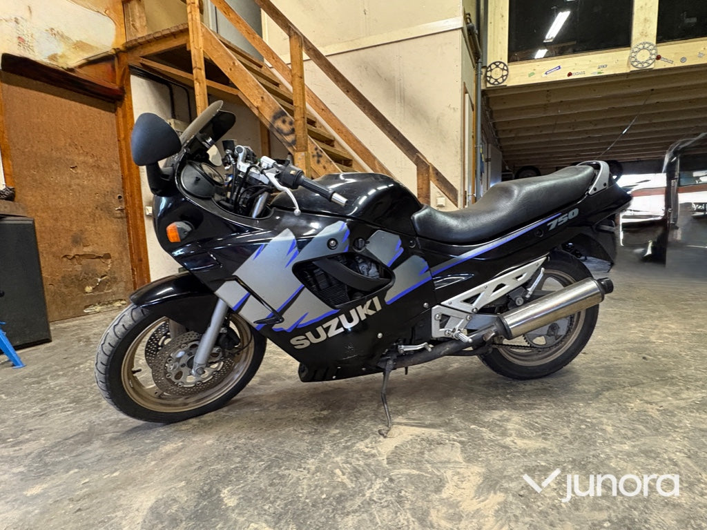 Motorcykel - Suzuki, GSX 750 F