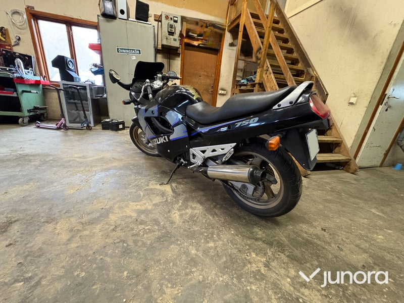 Motorcykel - Suzuki, GSX 750 F