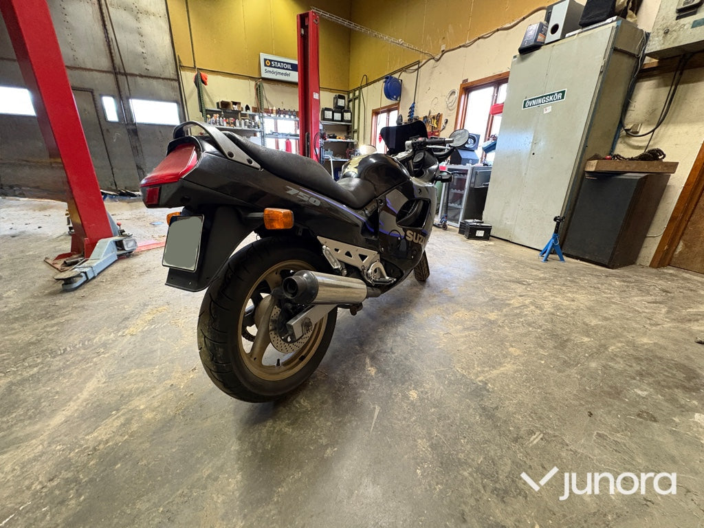 Motorcykel - Suzuki, GSX 750 F