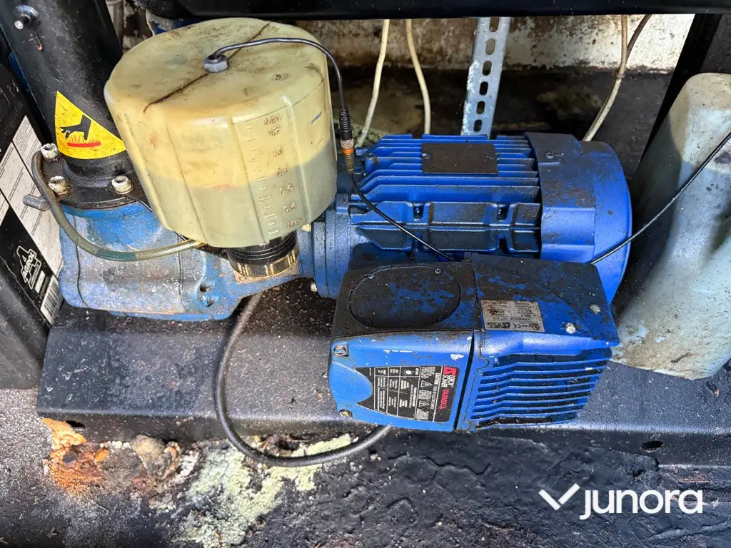 Vakuumpump DeLaval DVP 900 med frekvensstyrning NFO Drive 2,2 kW