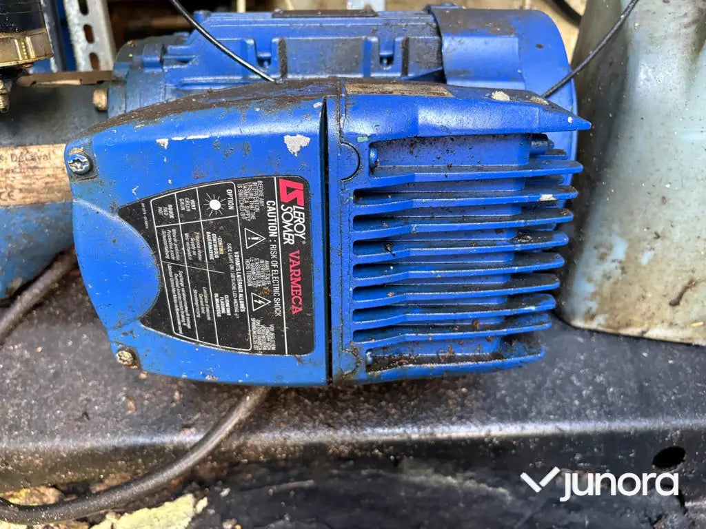 Vakuumpump DeLaval DVP 900 med frekvensstyrning NFO Drive 2,2 kW
