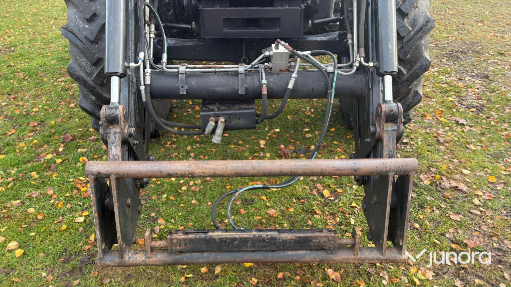 Traktor - Massey Ferguson, 4245