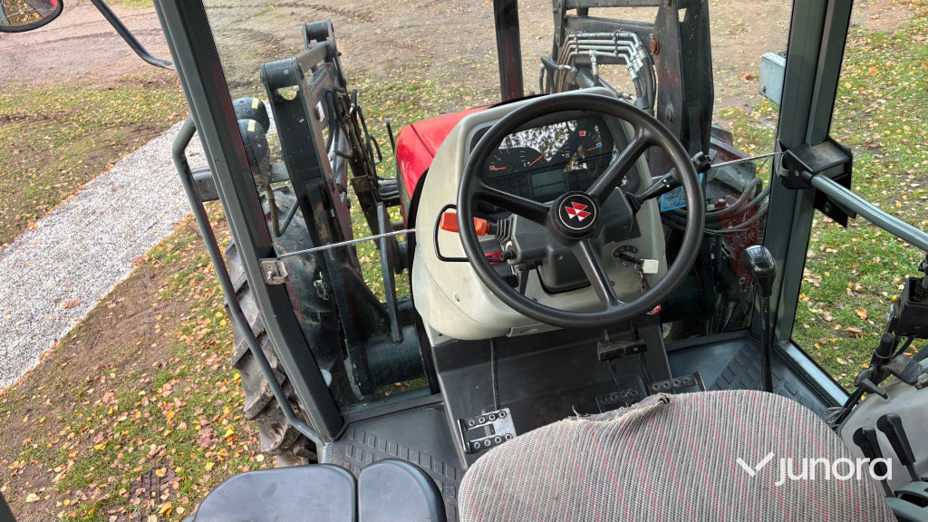 Traktor - Massey Ferguson, 4245