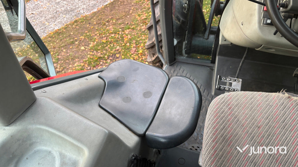 Traktor - Massey Ferguson, 4245