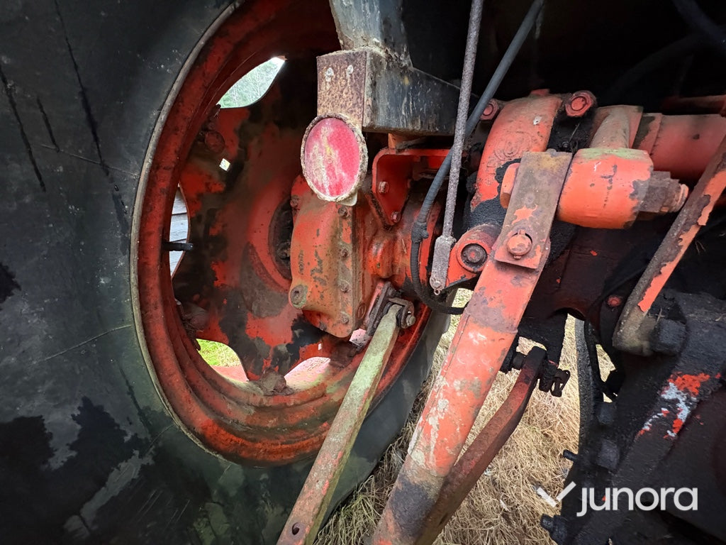 Traktor – David Brown 996, diesel, 2WD