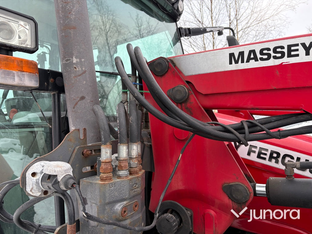 Traktor - Massey Ferguson 6455
