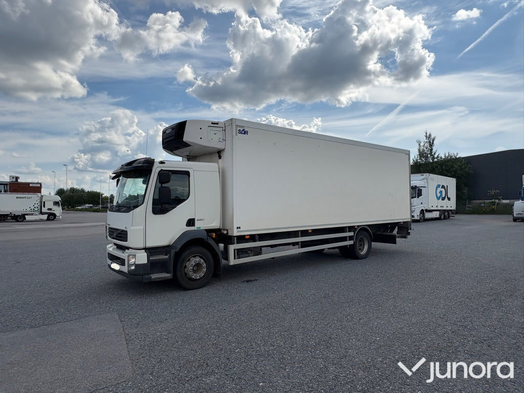 Lastbil Volvo FL 4*2 kylbil