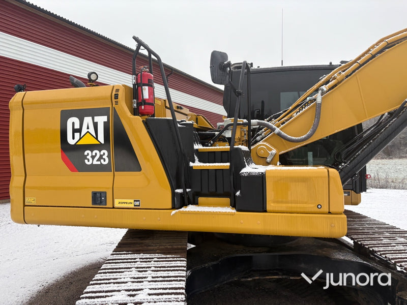 Grävmaskin - Catepillar, 323 Next Generation