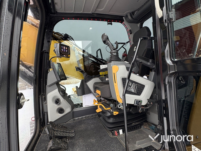 Grävmaskin - Catepillar, 323 Next Generation