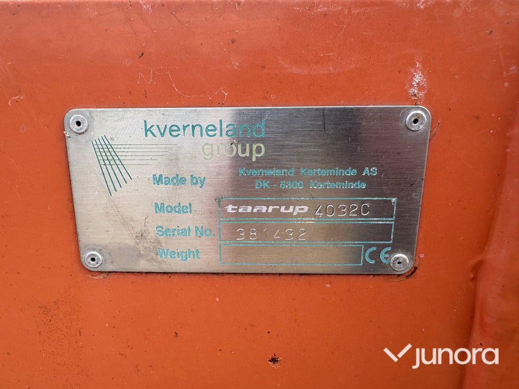 Slåtterkross - Kverneland, Taarup 4032 C