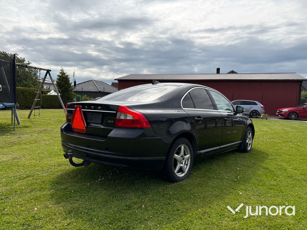A-traktor - Volvo S80