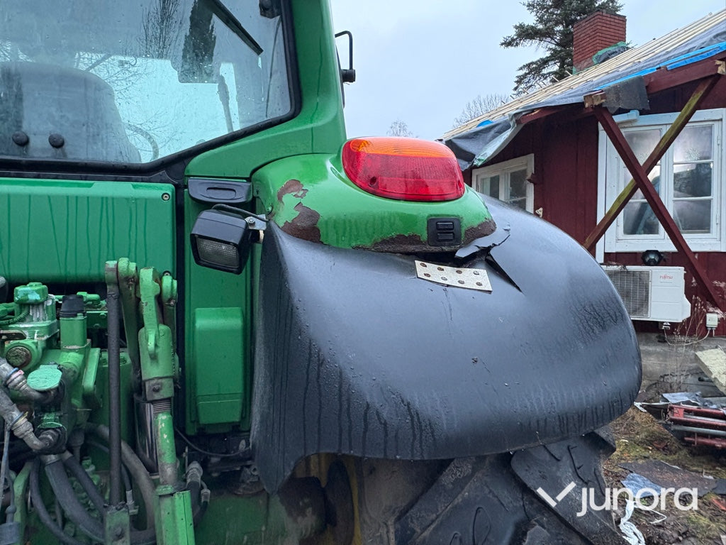 Traktor + Frontlastare - John Deere, 6320