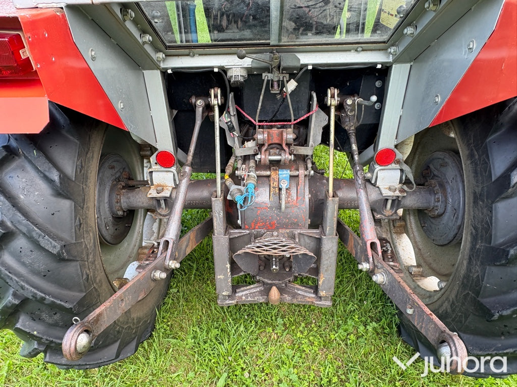 Traktor - Massey Ferguson 240